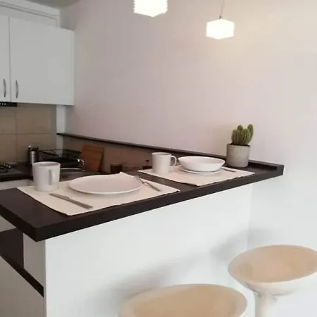 Modern On Bagno Street In Center Of ורשה